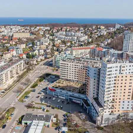 Kaskada With Balcony By Axel Gdynia