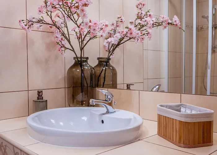 Daire Kaskada With Balcony By Axel Gdynia